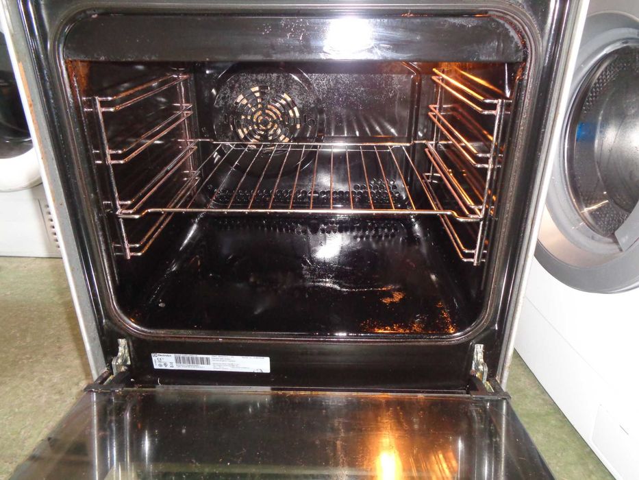 aragaz cu cuptor  mixt gaz electric