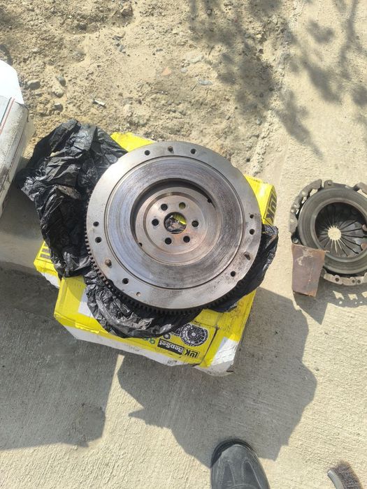 Продаётся маховик 1.6 на Lada Vesta