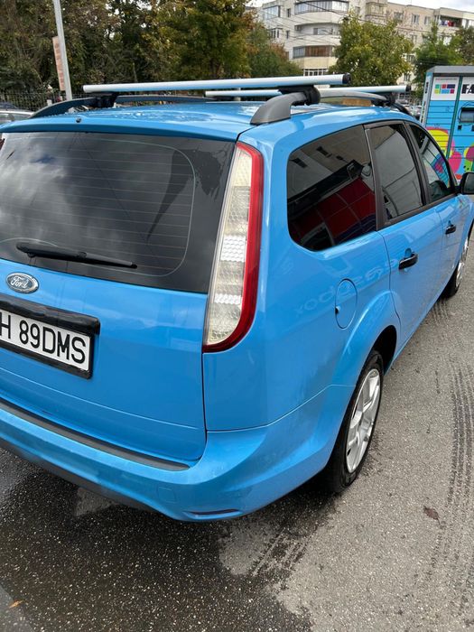 FORD Focus 2010 — imagine 4