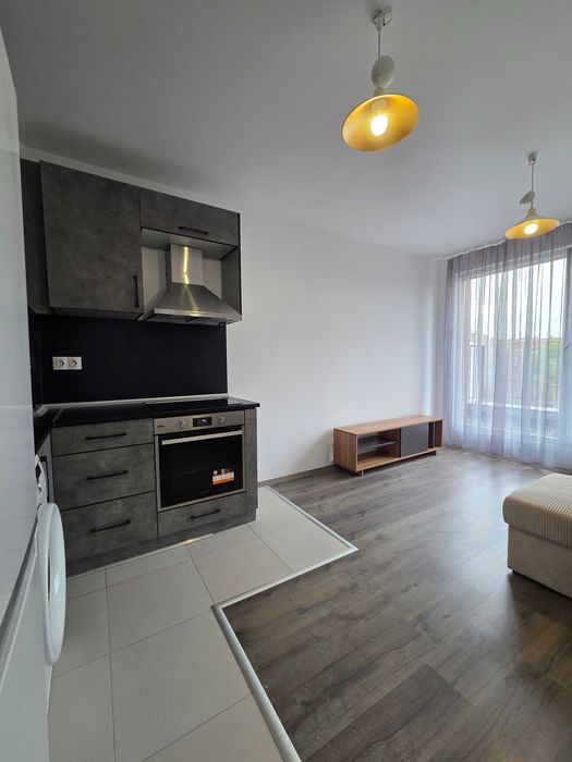 Дава се под наем Двустаен апартамент в София, Иван Вазов - 76 кв.м за 612 € - Снимка #3