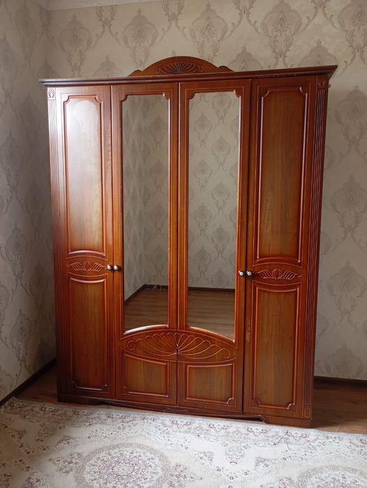 Спальни шкаф тумба