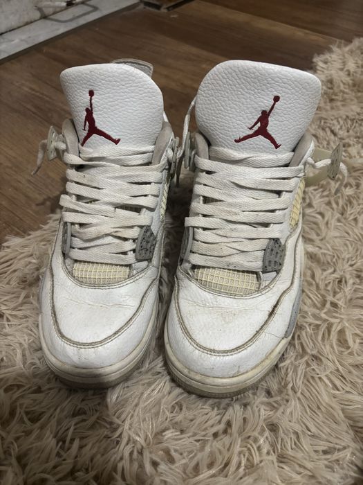 Jordan 4 marimea 40