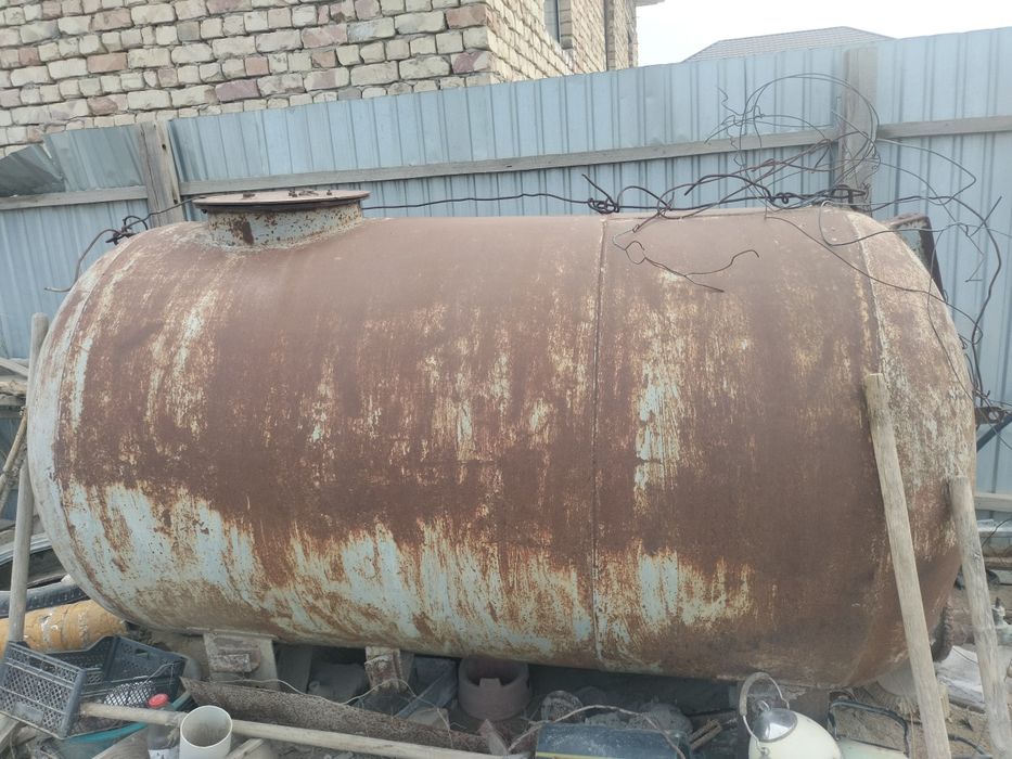 Продам емкость бочка для воды