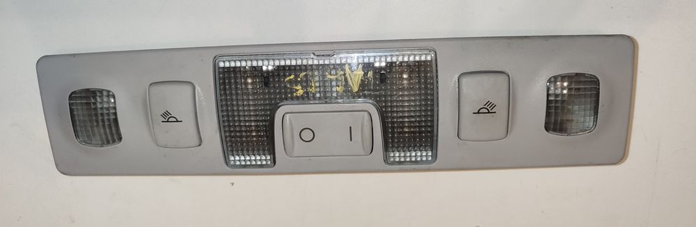 Ауди А6С5. Плафон освещения. Люстра освещения. Оригинал. Из Японии.