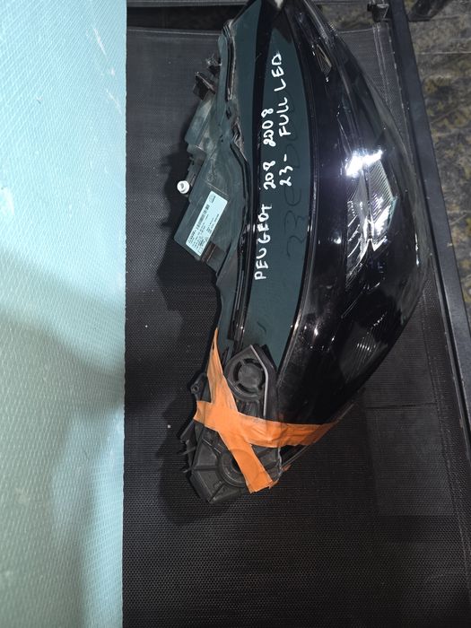 Peugeot 208 2008 Full Led facelift десен фар 23-