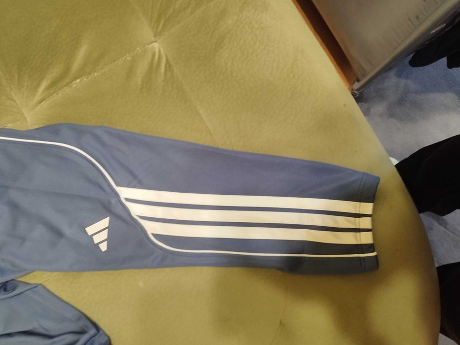 Пролетно летен оригинален екип на ADIDAS размер XL