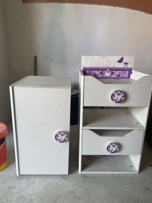 Vind moblier pt cameră fetiță făcut pe comandă  vezi foto