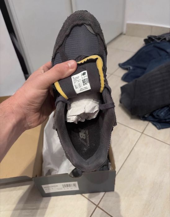 Adidasi New Balance 2002r Grey