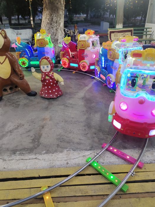 Детский аттракцион, поездча, карусель сотилади