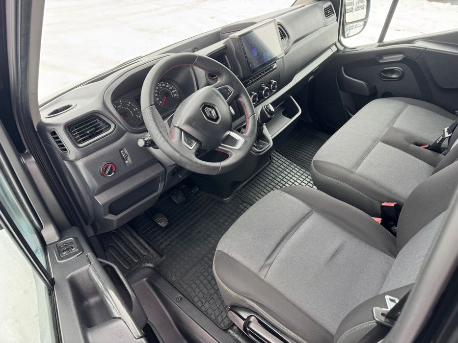 Renault Master 2020-12 9 locuri