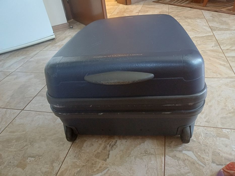 Голям куфар Samsonite