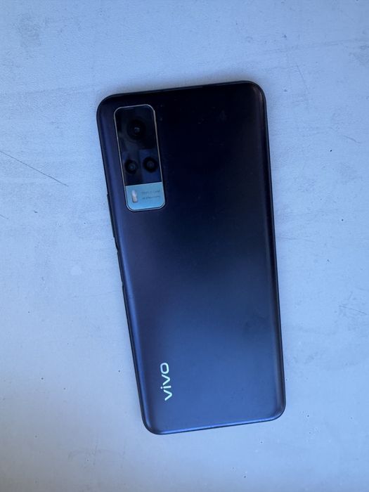 Продам vivo Y53s 128g