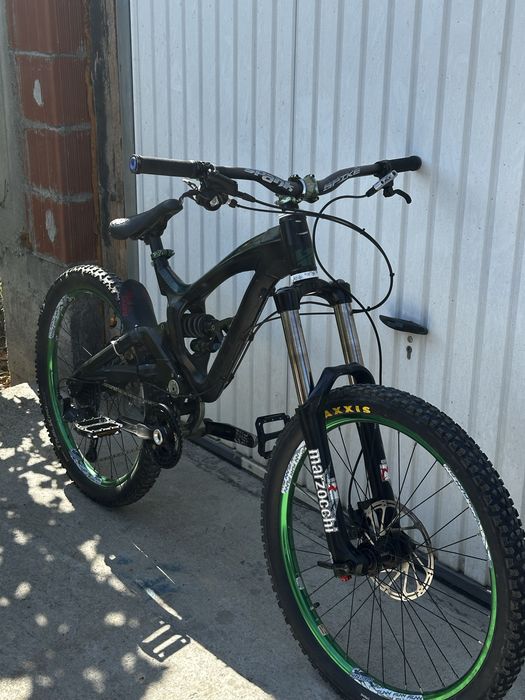 Giant ruckus 2011
