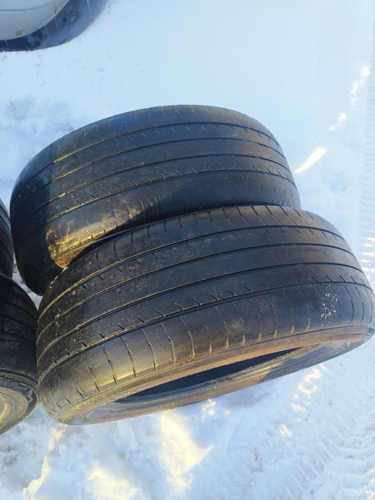 Продам шины летние 215/55/17