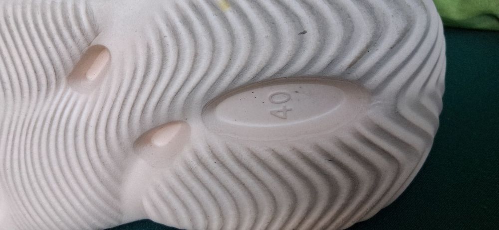 Șlapi        de         vara