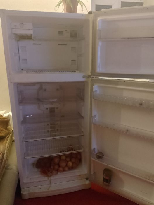 Продам холодильник LG Корея