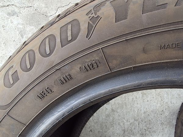 235/60/18 GOODYEAR 4бр