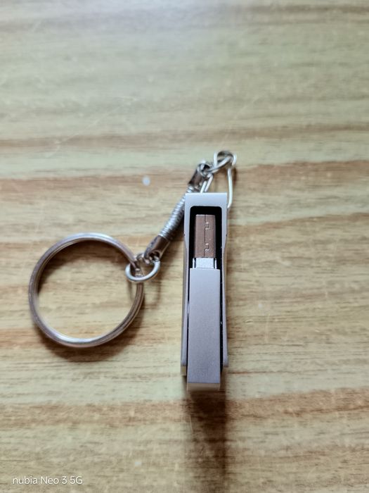 Stick USB SanDisk 256 gb nou