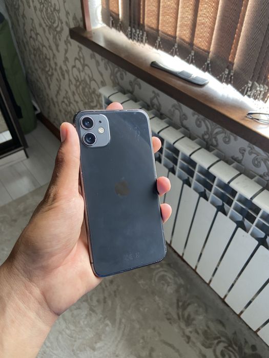 Iphone 11 64гб.