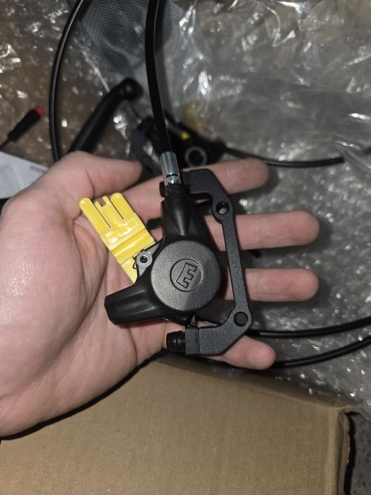 Комплект нови спирачки Magura MT4