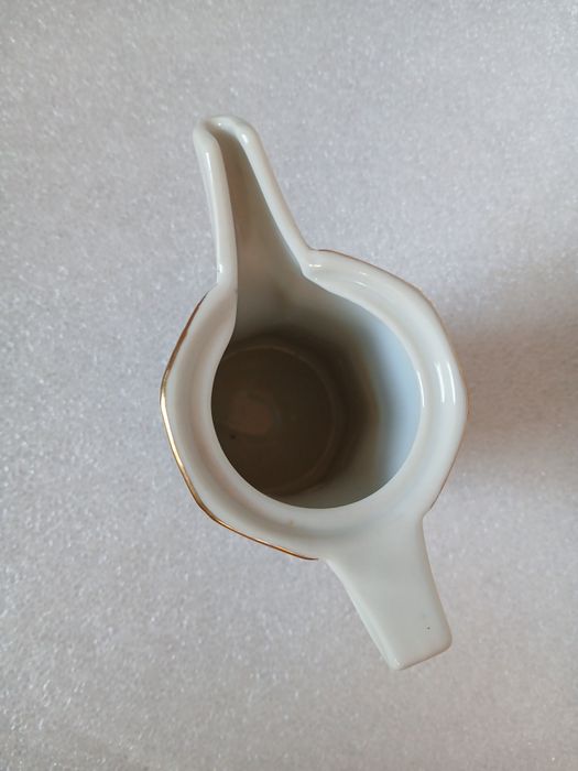 Каничка за мляко от Изида