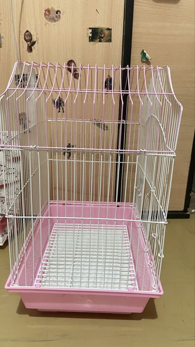 Продам клетку для попугая 4000