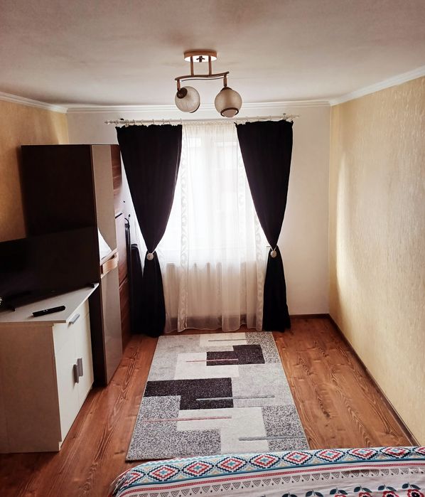 Inchiriez garsoniera regim hotelier