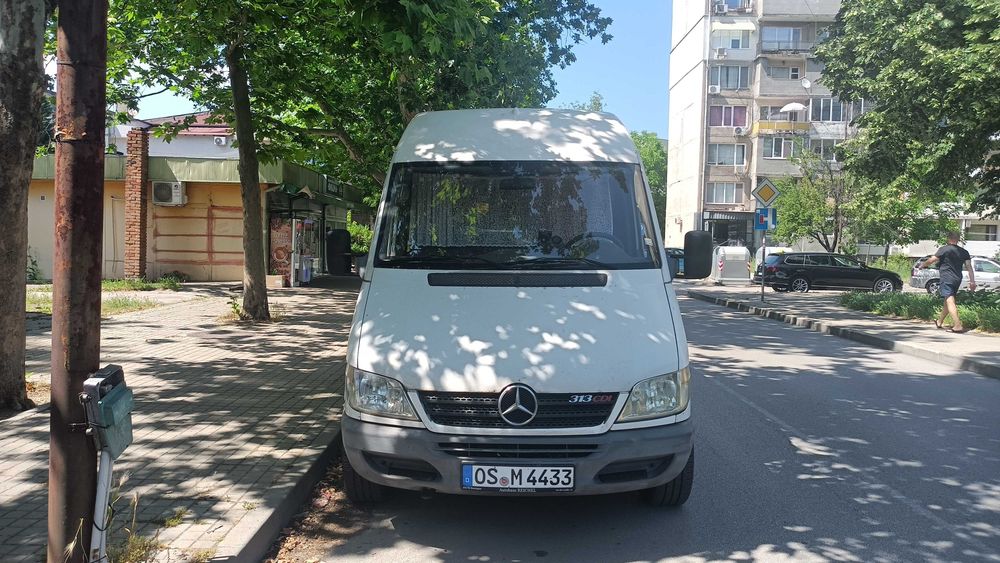 Здрав бус Мерцедес Спринтер, нов внос.