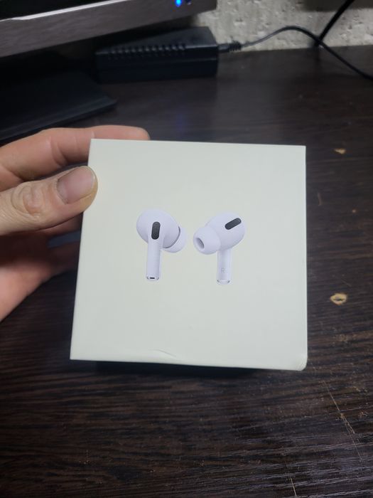 Срочно продам Airpods pro