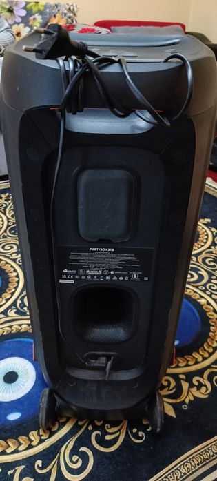 Party box jbl 310