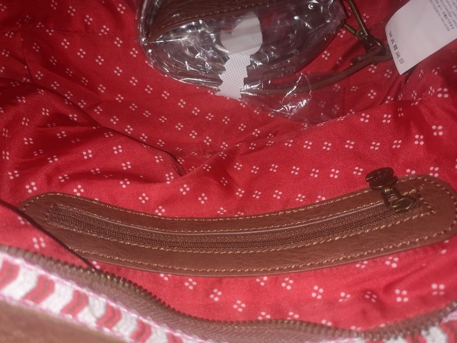 Poșetă Desigual foarte frumoasă