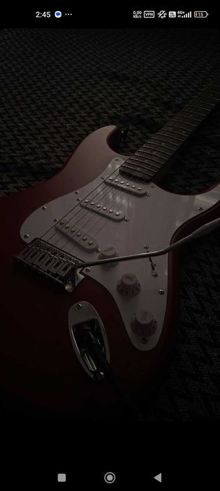 Электрогитара Squier by Fender