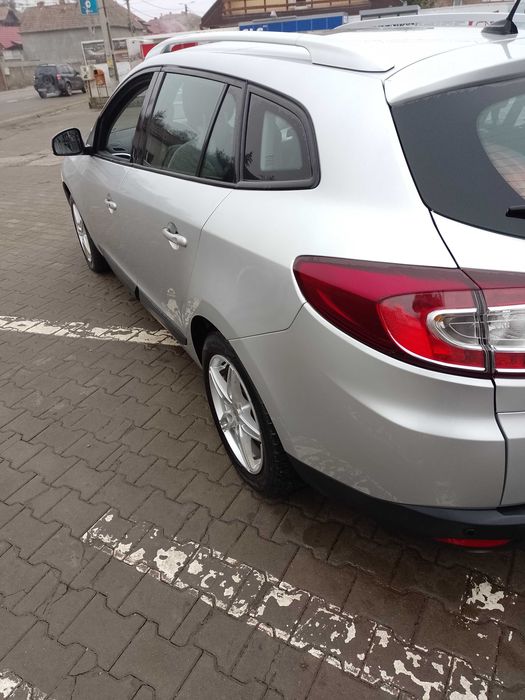 Vând Renault Megane 3 1,5cdi