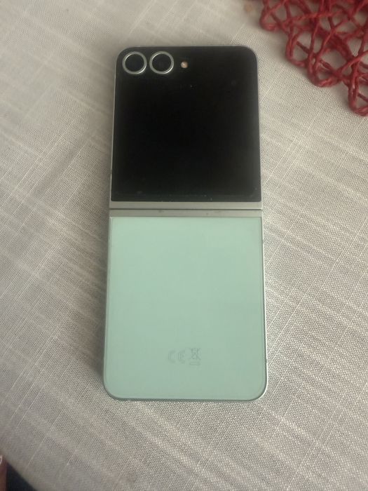 Samsung Galaxy Z  FLIP 6