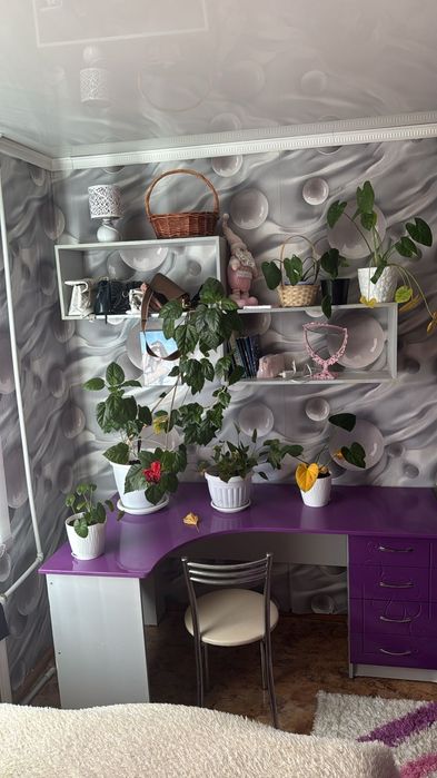 Продается спальный гарнитур