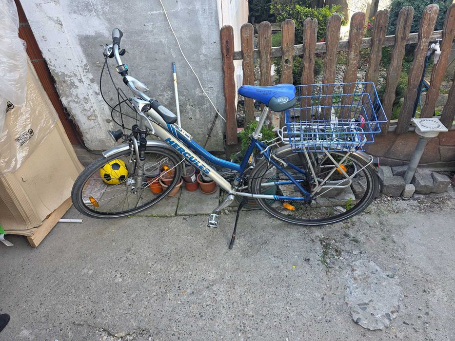 De vanzare bicicleta