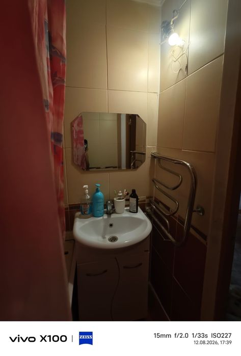 Продам 2 комнатную квартиру