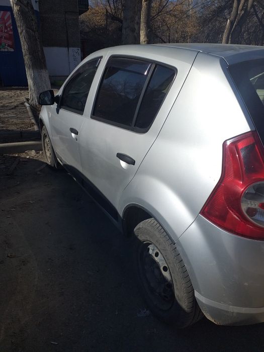 Машина легковые  продажа