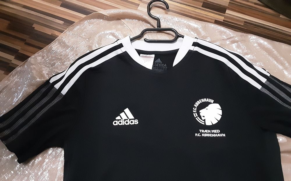 (152-164) ADIDAS оригинален екип за момче 25€