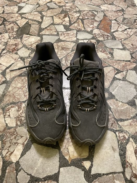 маратонки Adidas Oznova