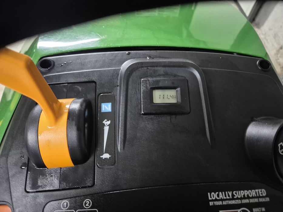 John Deere  Tractoras de tuns iarba gazon 22CP Import USA