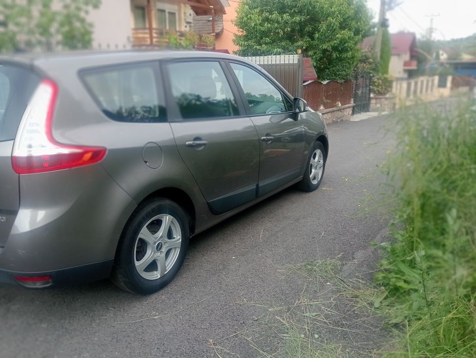 Renault   GRAND Scenic 1.5.dci euro 5