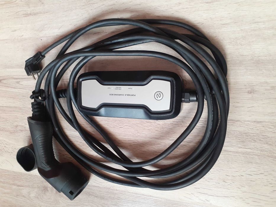 Statie incarcare auto,incarcator masini electrice,hybrid pt.gama RENAULT, DACIA