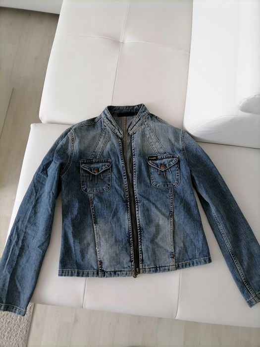 Vand geaca de blugi  Dama, sport fashion calitate gen tunica