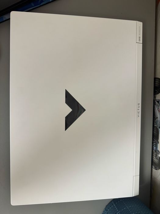 Vand laptop gaming Victus/ i5 12th(a 12 generatie) RTX 3050