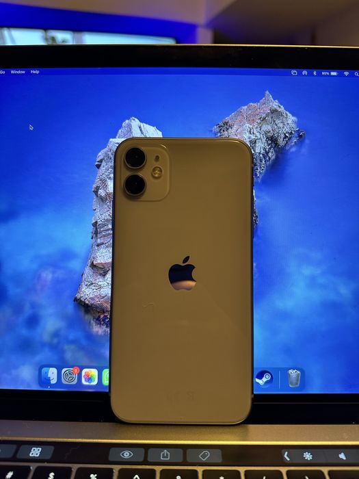 Iphone 11 64 GB liber de retea