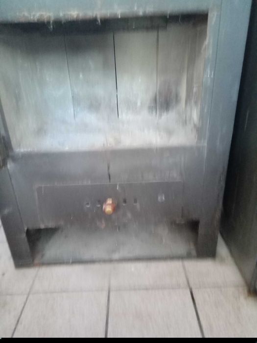 Продавам печка прити