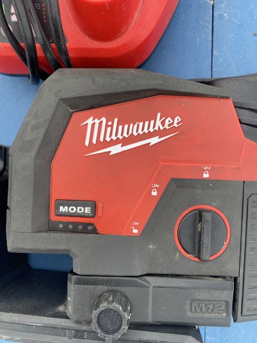 Nivela laser Milwaukee M12 CLLP,an 2021