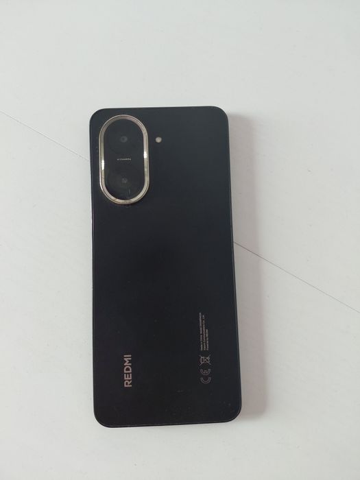 Продам телефон Redmi A5, Samsung 2 core