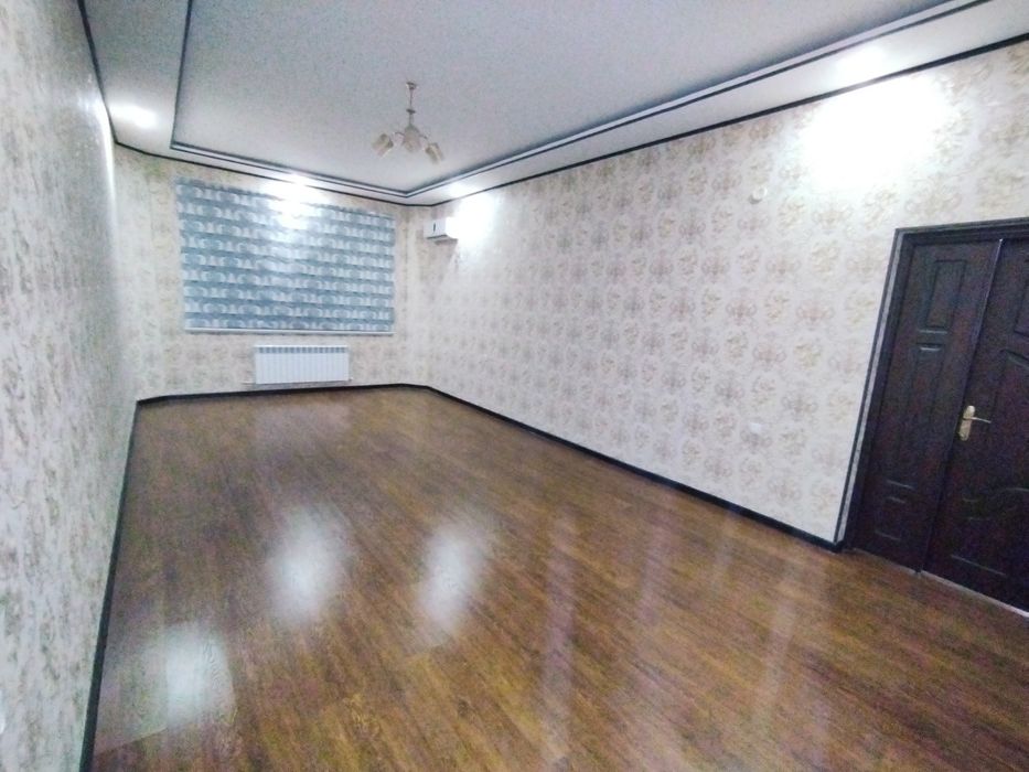 Uy sotiladi. Shoshilinch